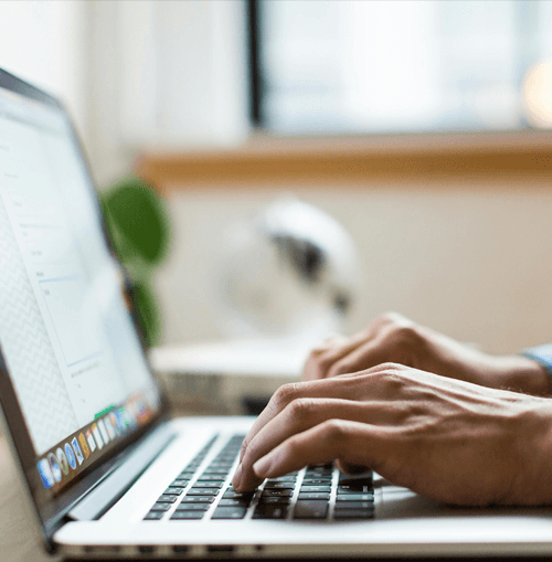 Zeltix AI illustration de l'équipe de soutien